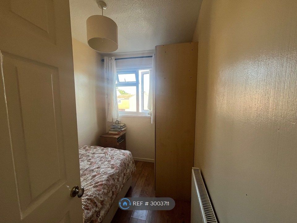 Property photo 3 of 3
