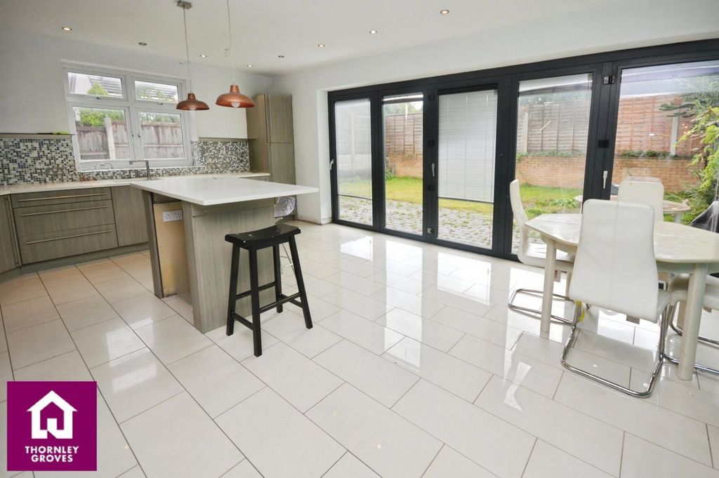 Property photo 2 of 24 Kitchen/Diner