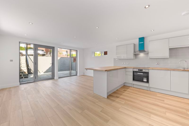 Property photo 2 of 29 Open-Plan