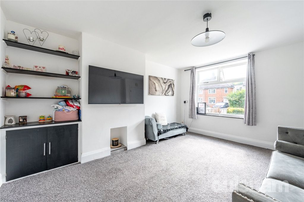 Property photo 2 of 17 Picture No. 05