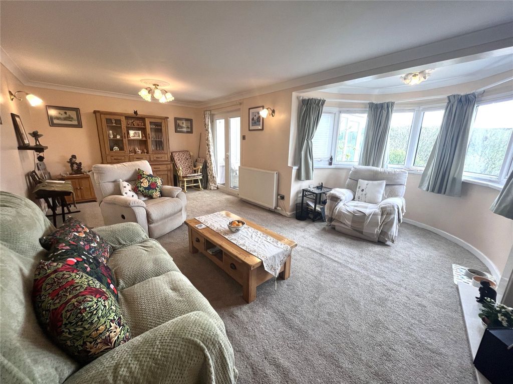 Property photo 2 of 28 Picture No. 56