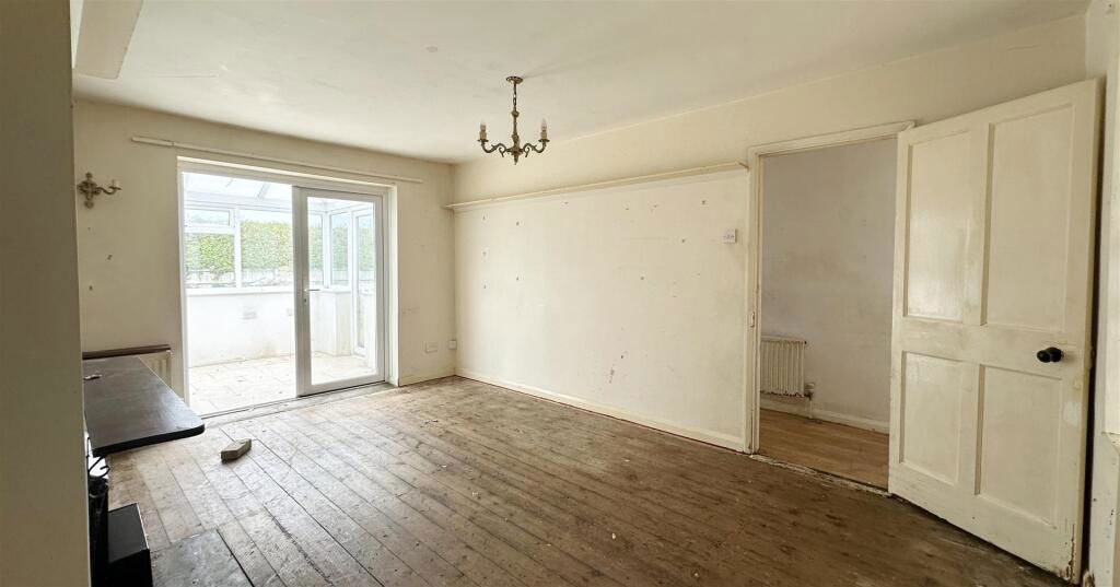 Property photo 2 of 24