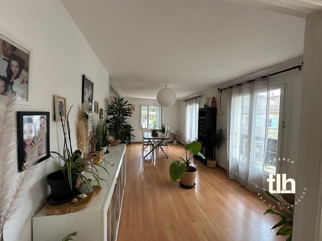 Property photo 1 of 17 Property Complex In Peyriac-De-Mer