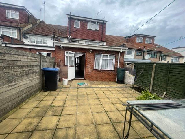 Property photo 3 of 15 Photo 9