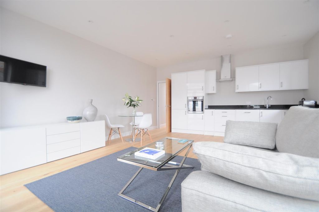 Property photo 1 of 12 Dsc_1425.Jpg