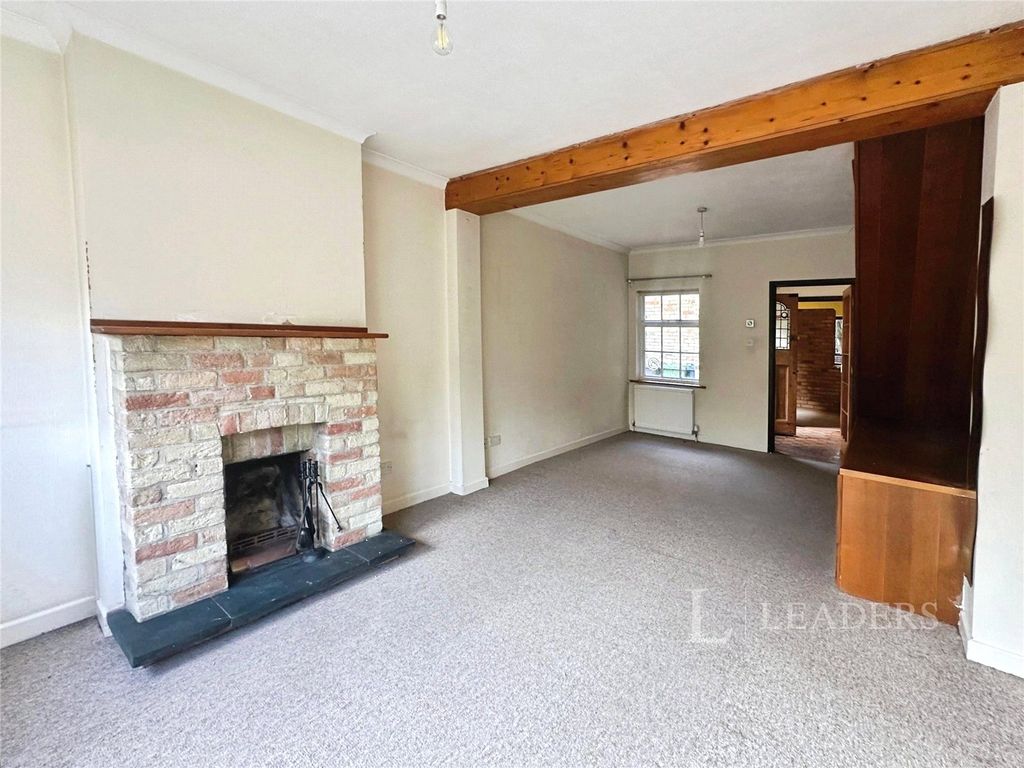 Property photo 2 of 11 Picture No. 12