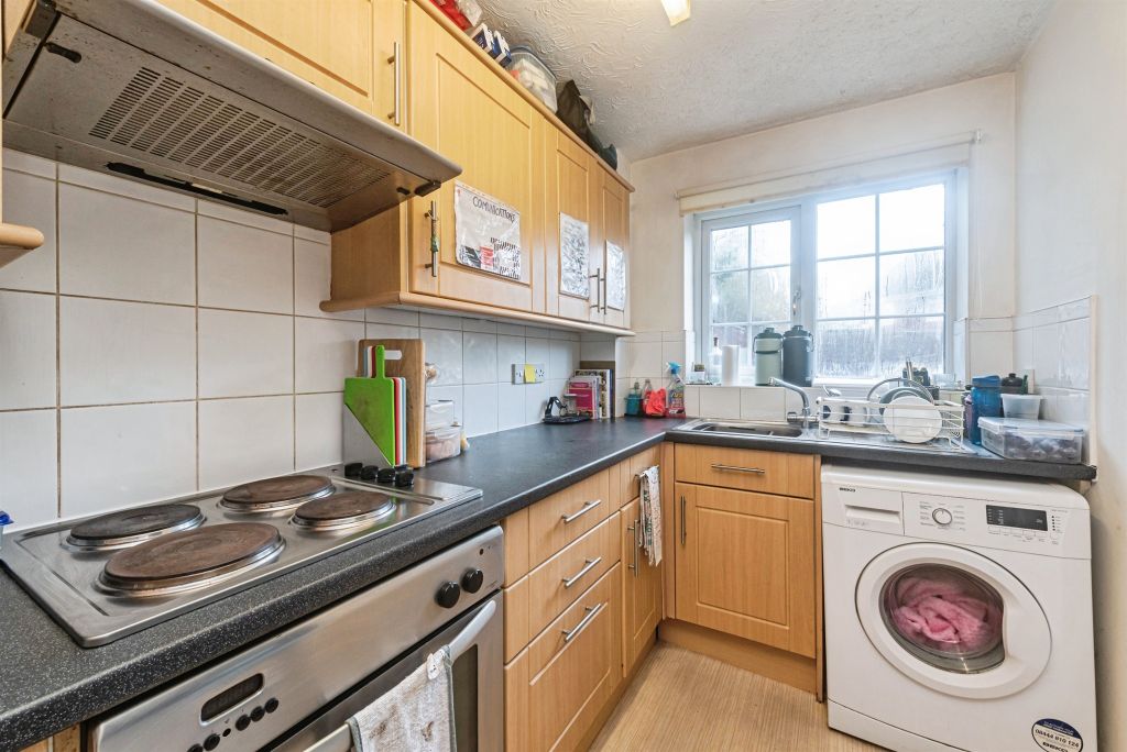 Property photo 2 of 16