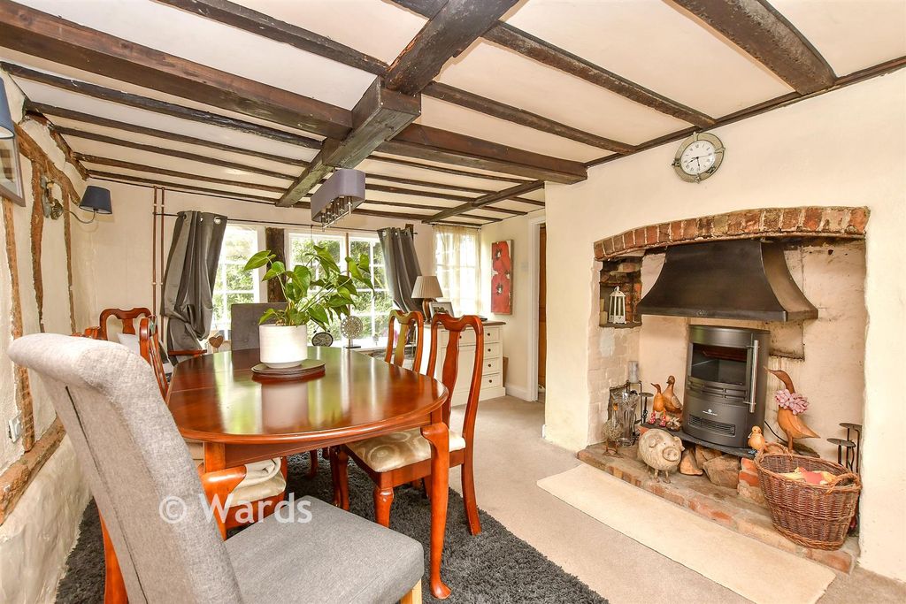 Property photo 3 of 15 Dining Room