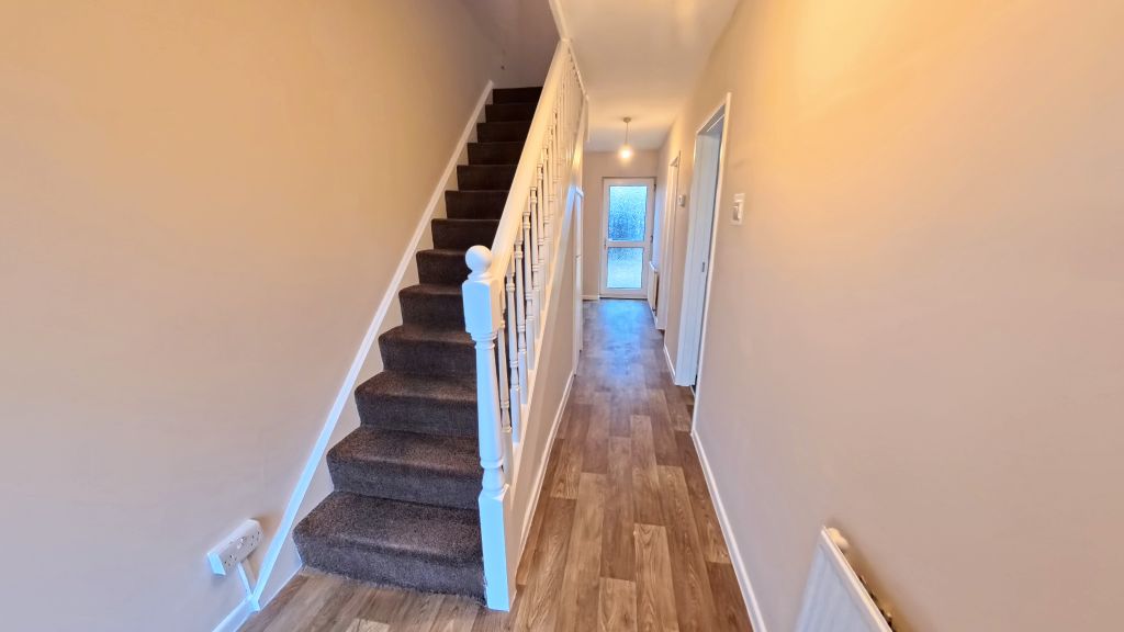 Property photo 2 of 12 Hallway