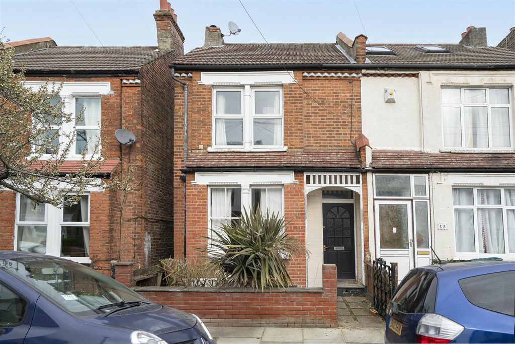 Property photo 1 of 10 11 Marlborough Road Sw19 2Hf External 1.Jpg
