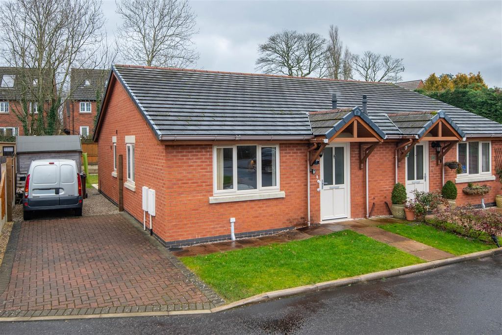 Property photo 1 of 13 Front External