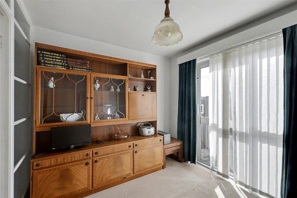 Property photo 3 of 19 Dining Room_2.Jpeg