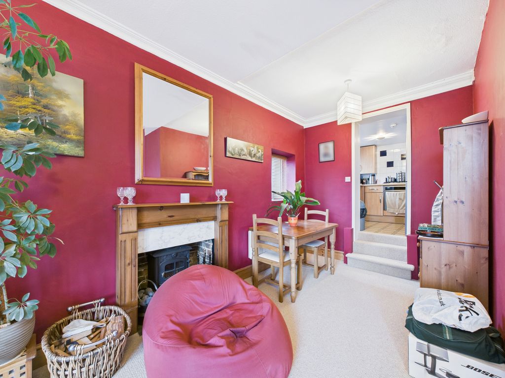 Property photo 3 of 6 Dining Area