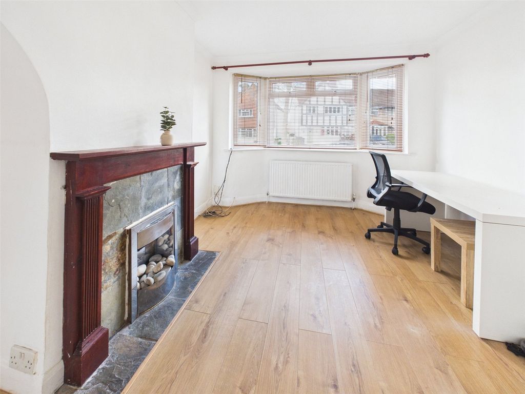 Property photo 2 of 13 Picture No. 08