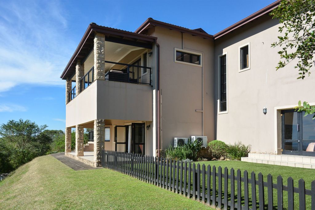 Property photo 1 of 32