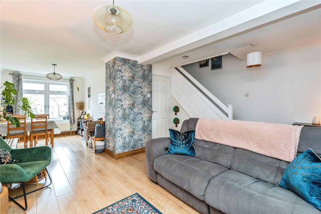 Property photo 2 of 16 Picture No. 20