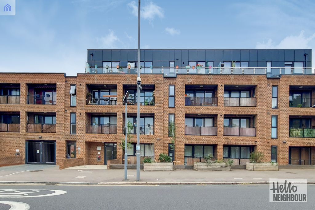 Property photo 1 of 11 Photo 0