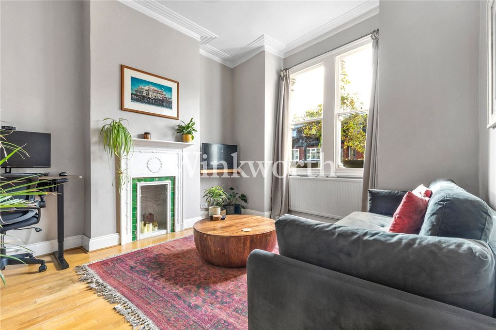 Property photo 2 of 17 Picture No. 03