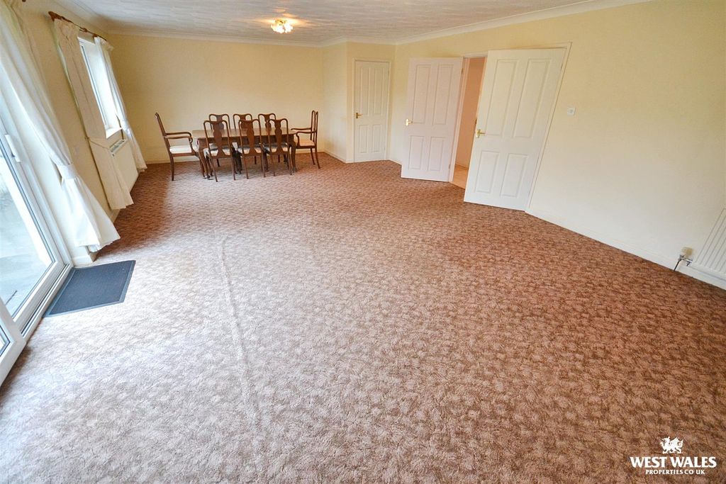 Additional image 17 of 6 bed detached bungalow for saleKings Park, Templeton, Narberth SA67