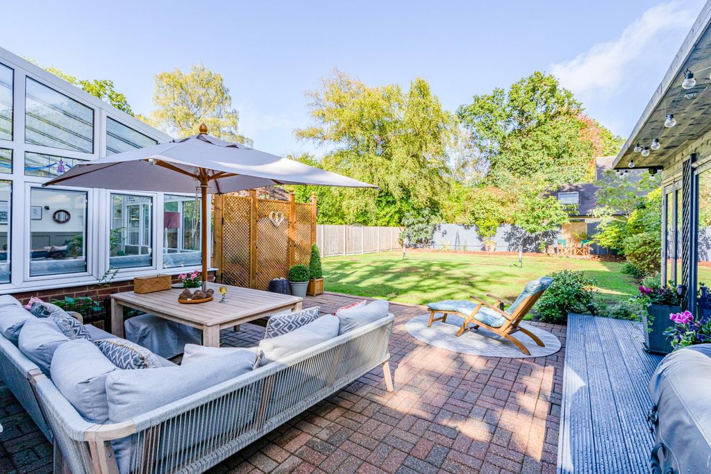 Property photo 1 of 30 Picture No. 02