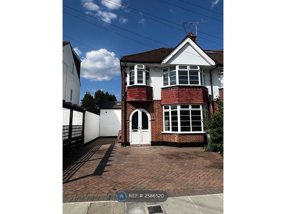 Property photo 1 of 2