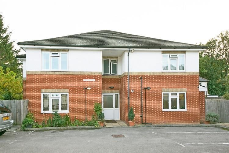 Property photo 1 of 5