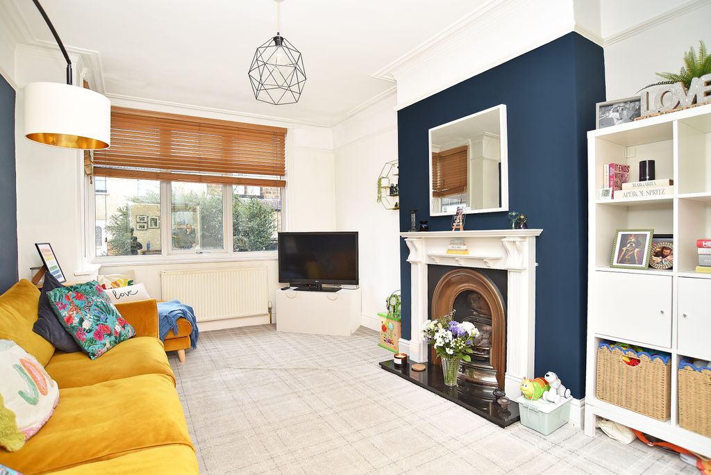 Property photo 2 of 12 2