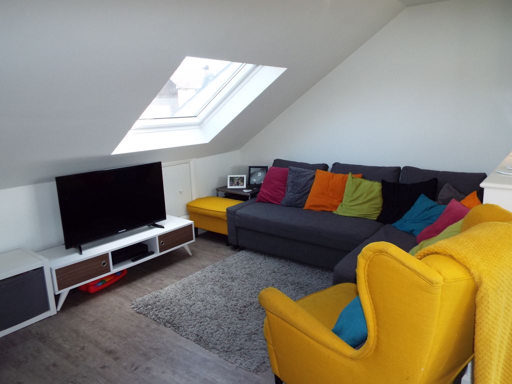 Property photo 2 of 8