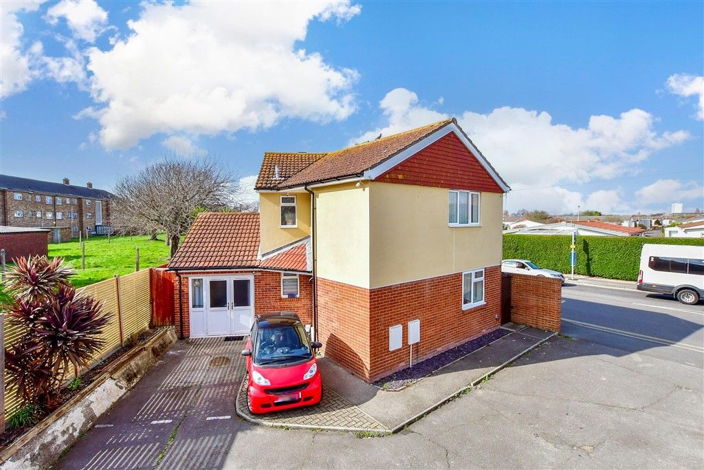 Property photo 2 of 14 Front (Web)