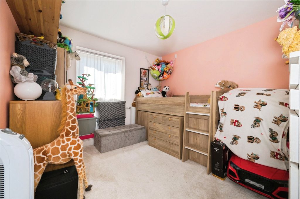 Property photo 3 of 43 Picture No. 07
