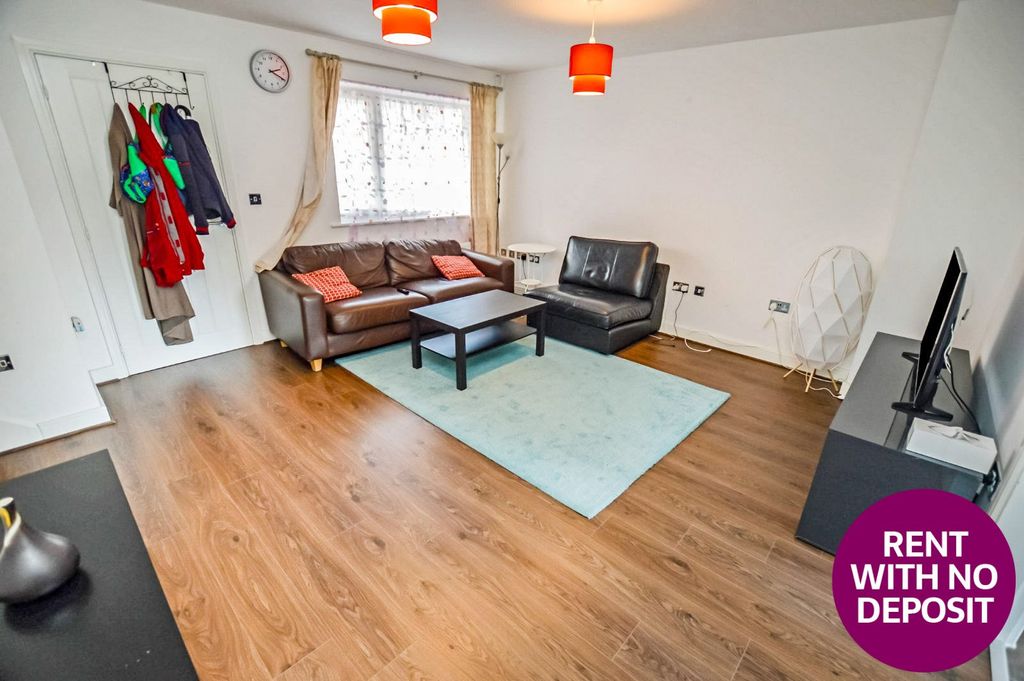 Property photo 2 of 17 Picture No. 22