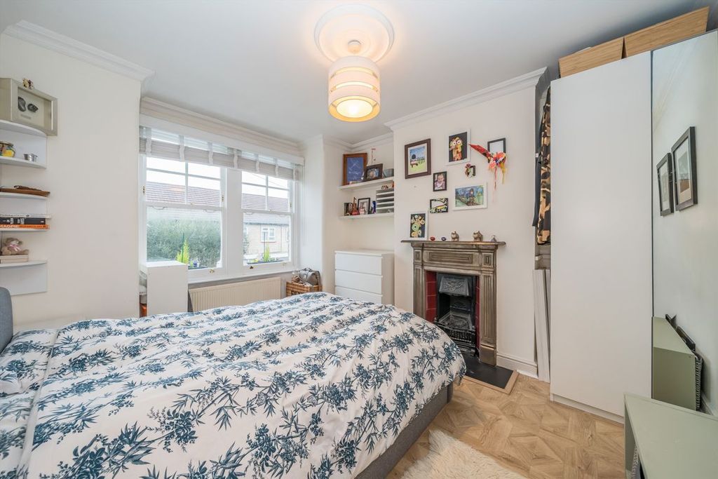 Property photo 3 of 6