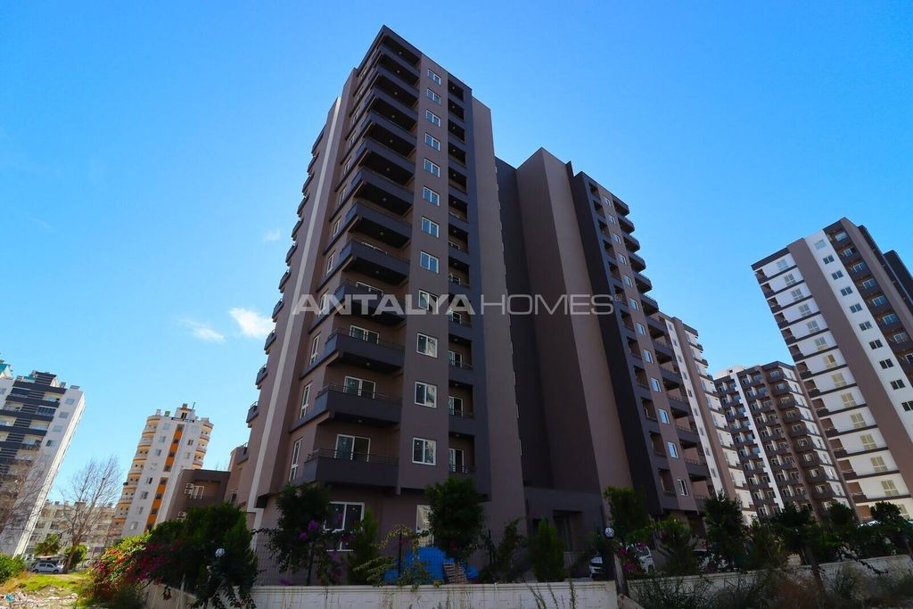 Property photo 1 of 30