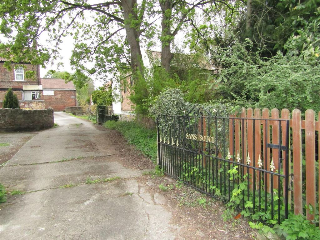Property photo 3 of 14 Img_8865.Jpg