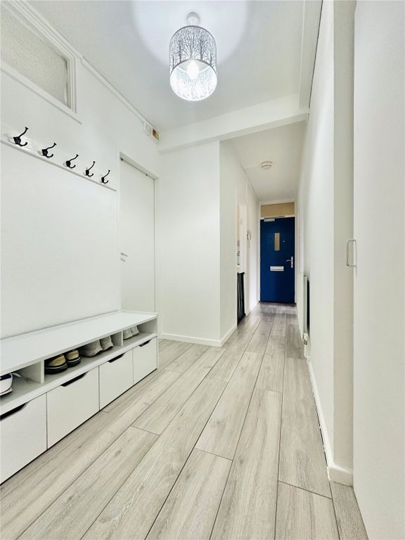 Property photo 3 of 16 Picture No. 14