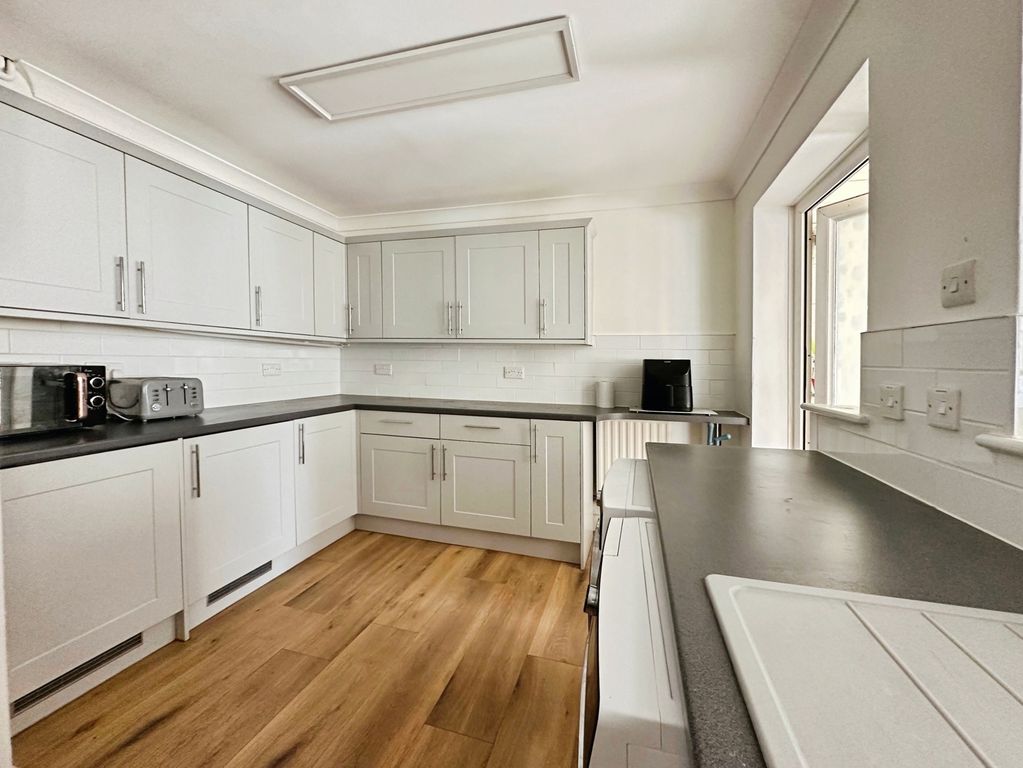 Property photo 2 of 16 Pbox-Img.Jpg
