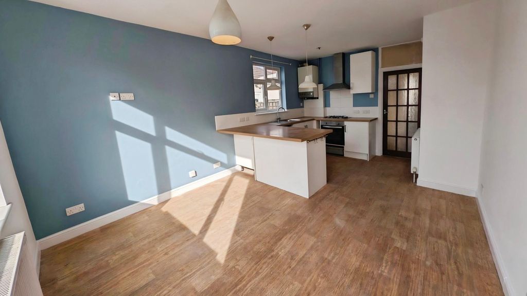 Property photo 2 of 30 166990E3-Pxl_20260302_103144793.Jpg