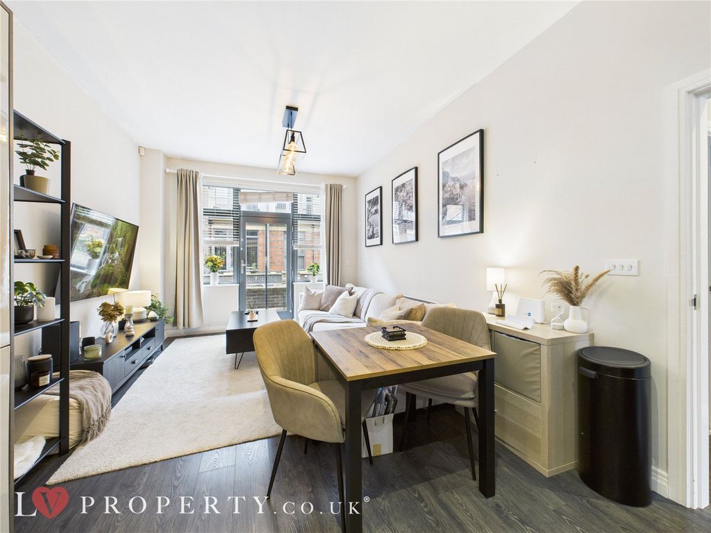 Property photo 2 of 13 Picture No. 05