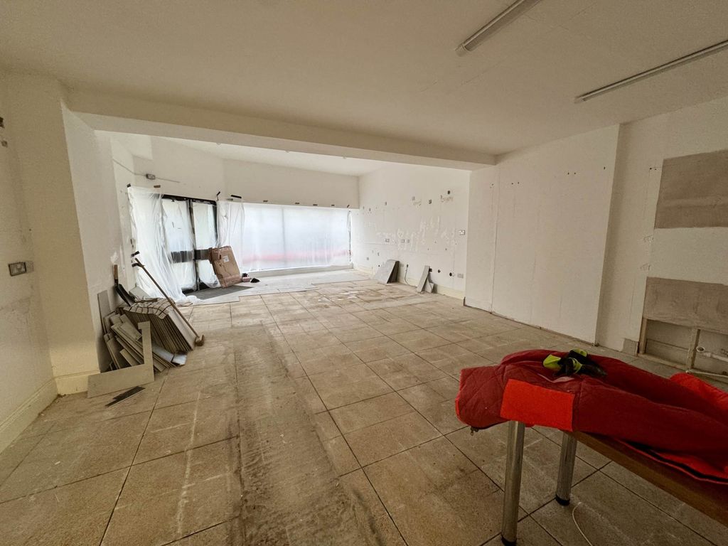 Property photo 3 of 4