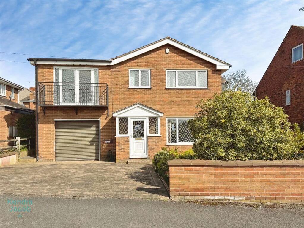 Property photo 1 of 36