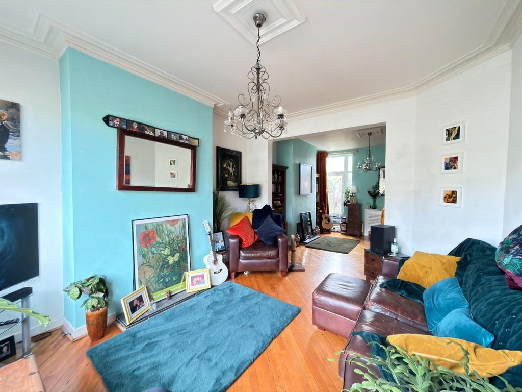 Property photo 3 of 22