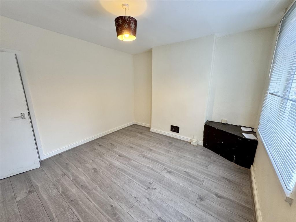 Property photo 3 of 11 Img_7560.Jpg