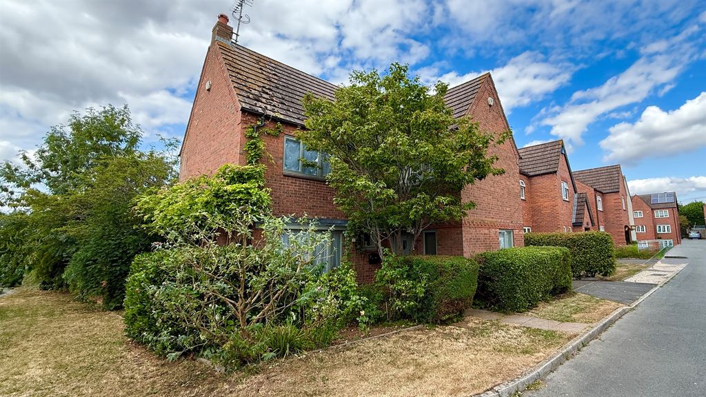 Property photo 2 of 19