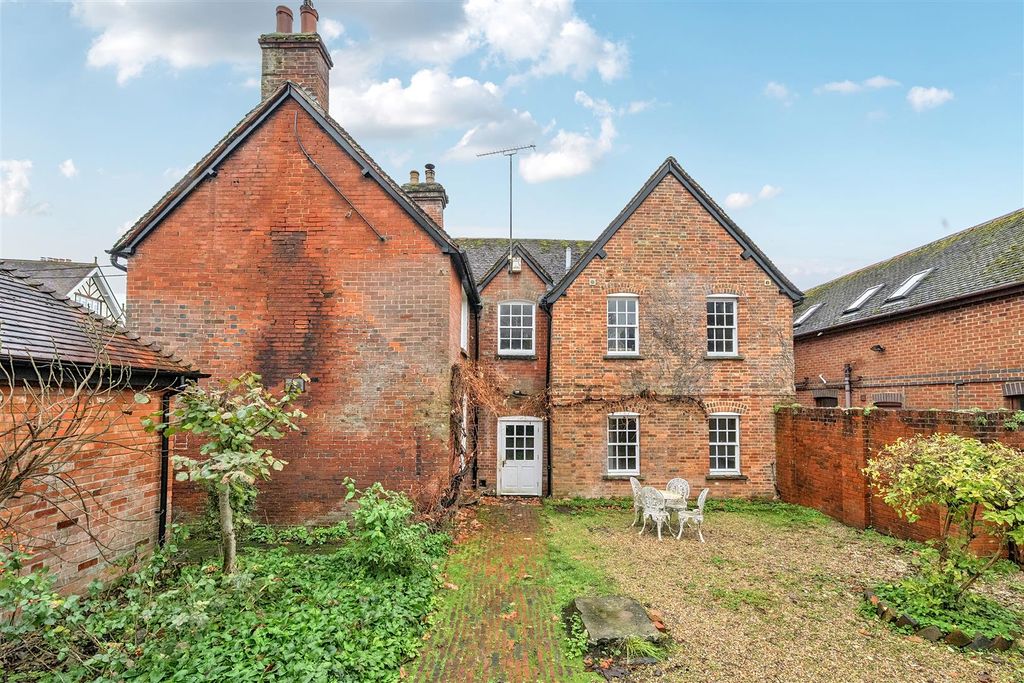 Additional image 18 of 6 bed detached house to rentThe Square, Cranborne, Wimborne BH21