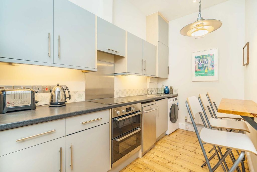 Property photo 3 of 7