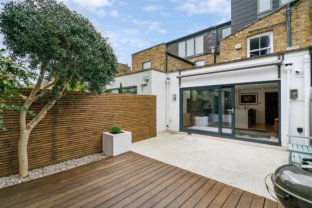 Property photo 3 of 15 Devonshire Road, W4 - For Sale