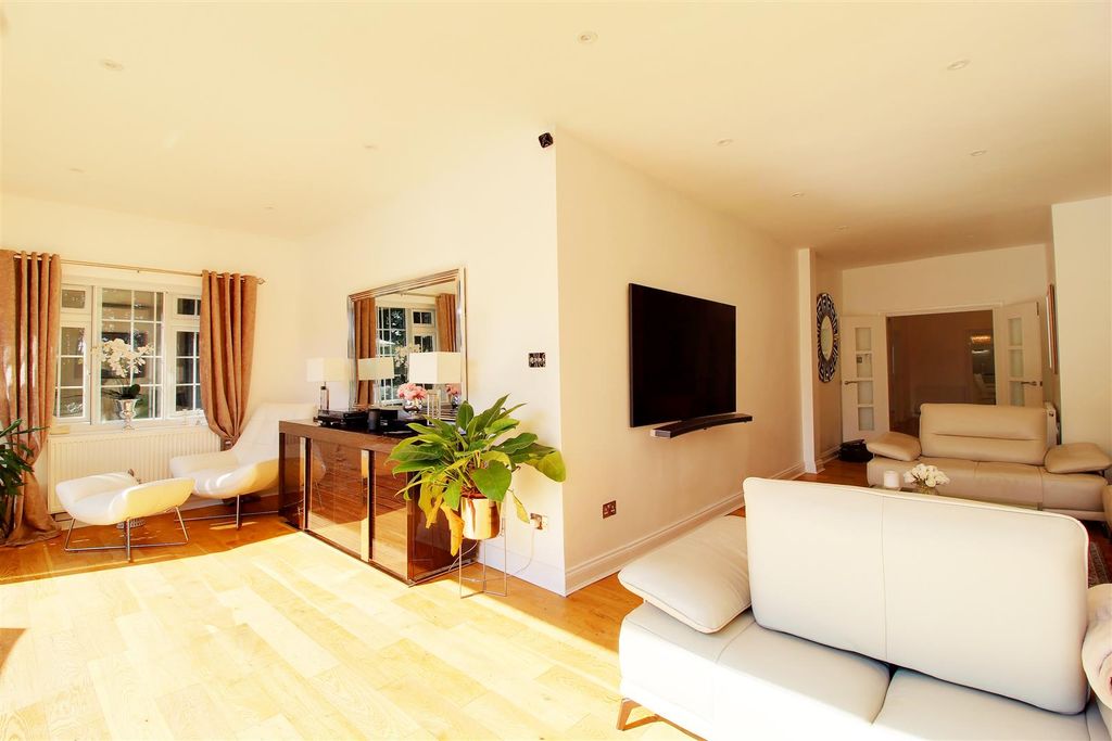 Additional image 33 of 5 bed detached house for saleDixons Hill Close, North Mymms AL9