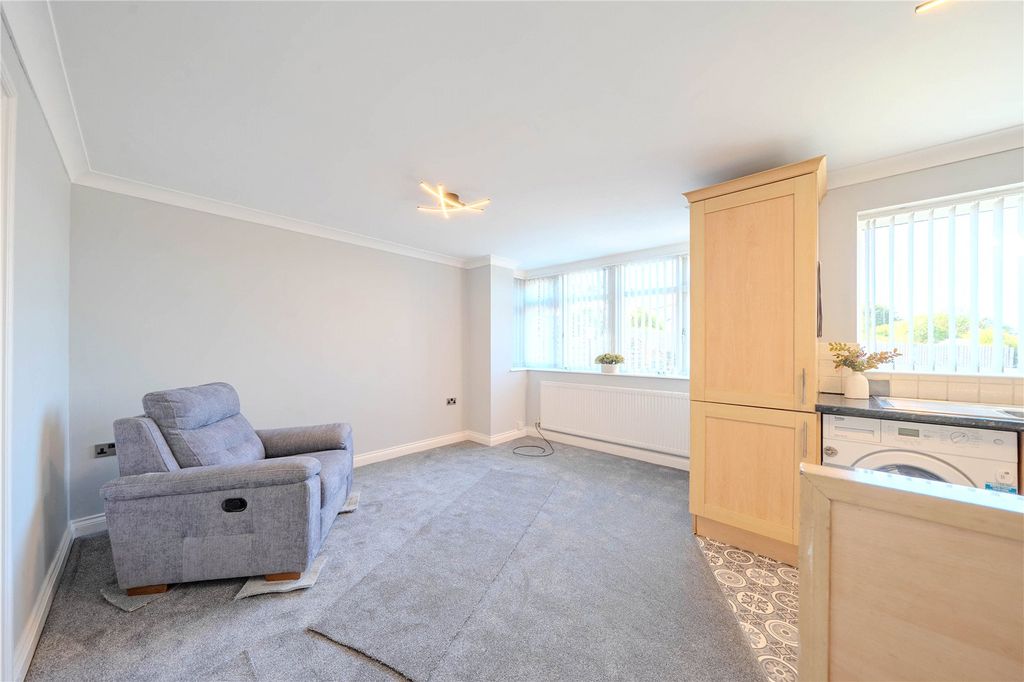 Property photo 2 of 13 Picture No. 03