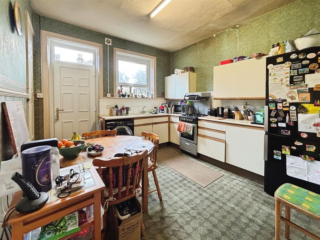 Property photo 2 of 13 Kitchen/Diner
