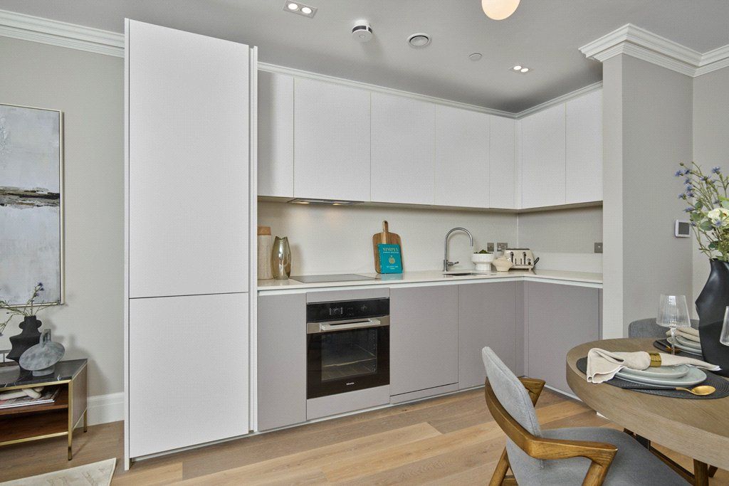 Property photo 2 of 22 Living/Kitchen